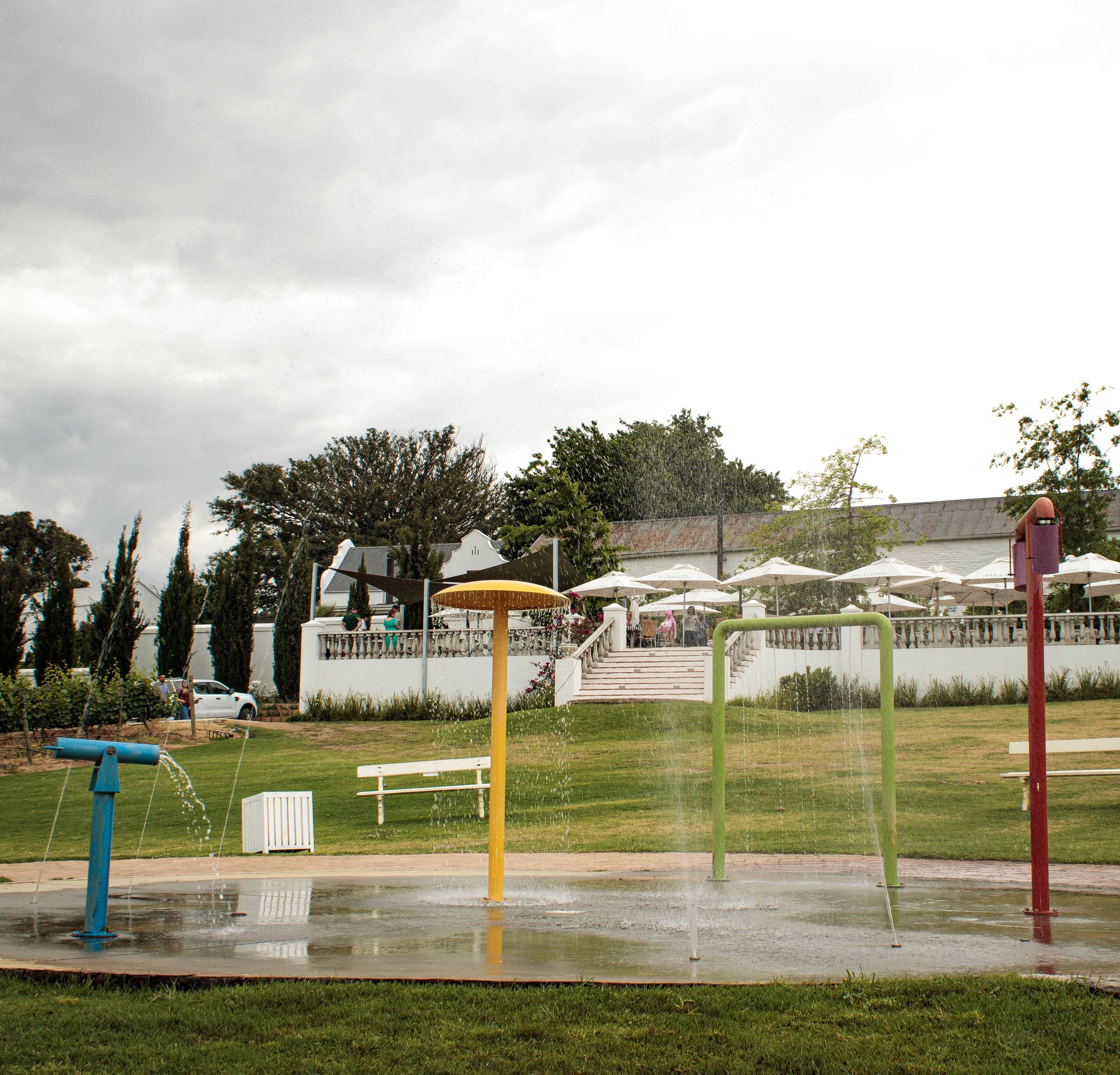 Val Du Charron Wine & Leisure Estate Guest house Wellington