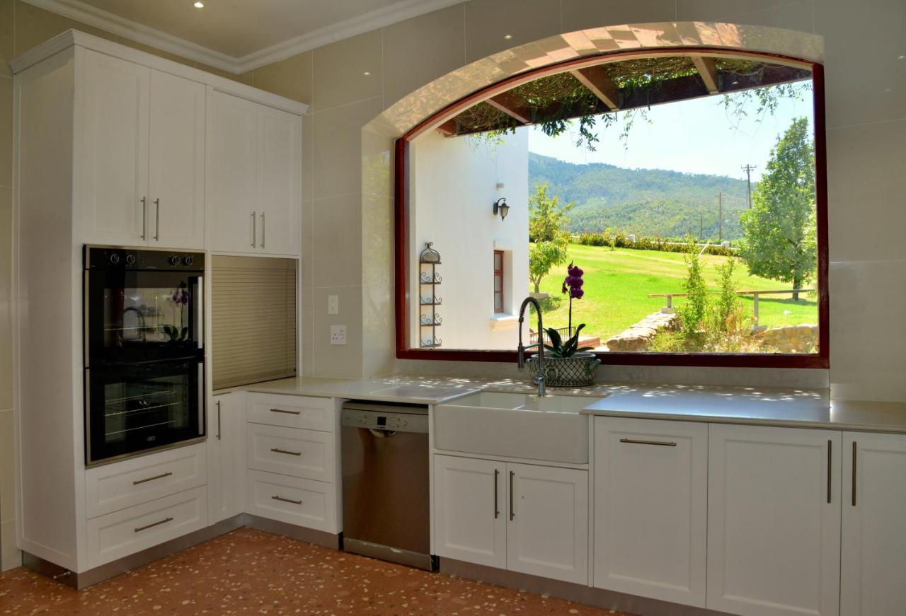 Val Du Charron Wine & Leisure Estate Guest house